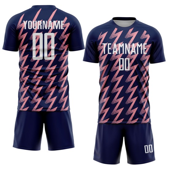 Benutzerdefiniertes Marineblaues, Weiß-Mittelrosa Sublimations-Fußballtrikot in Zickzack-Form