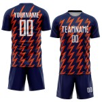 Benutzerdefiniertes Marineblaues, Weiß-Orangefarbenes Sublimations-Fußballtrikot